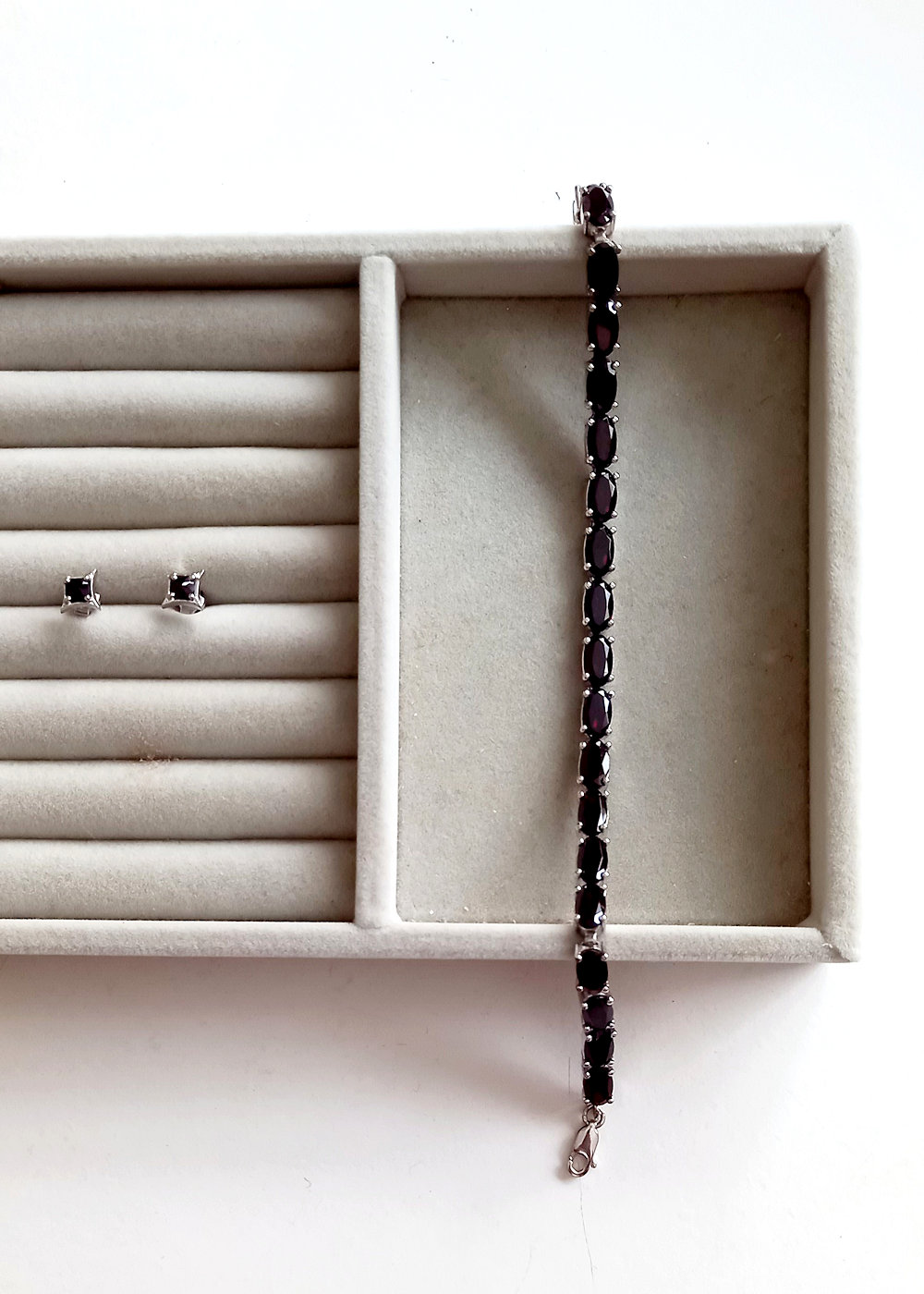 Bracelet & Earrings No Name - Image 3